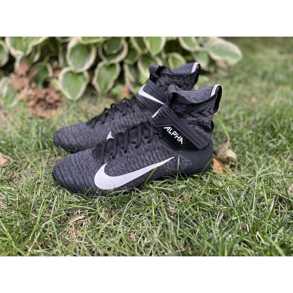 Nike Alpha Menace Elite 2 Flyknit Mens Football Cleats Black AO3374-001 Size 13